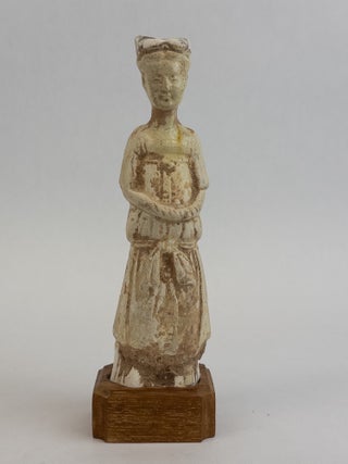 1343024 Terracotta Woman