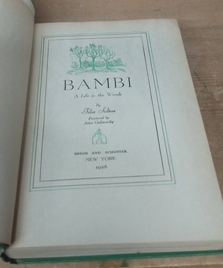 BAMBI : A LIFE IN THE WOODS