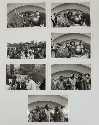 1348343 Nine Photographs Of Chicago 8 Trial Protest