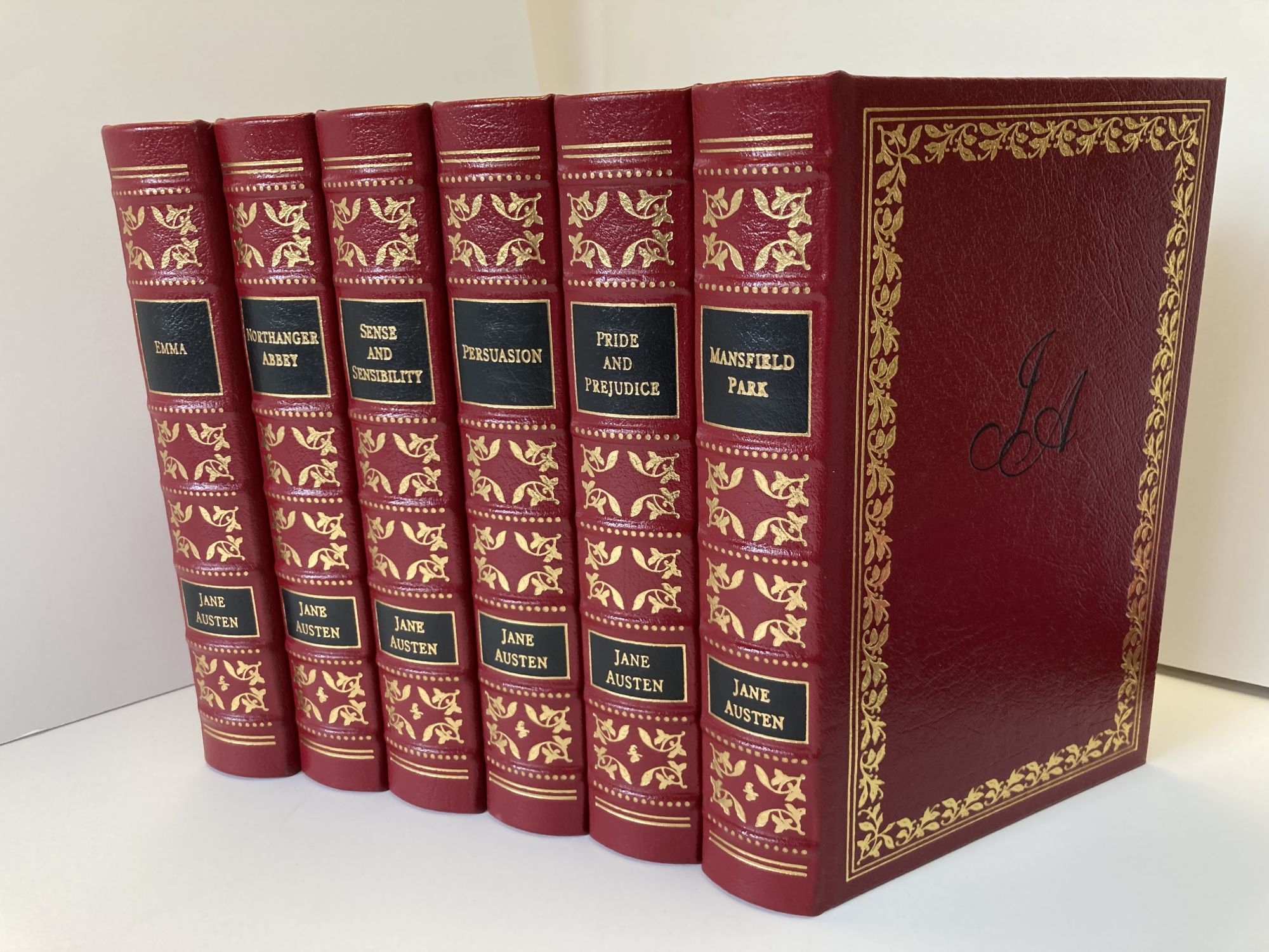 1355800 THE NOVELS OF JANE AUSTEN COMPLETE IN SIX VOLUMES [SIX VOLUMES]. Jane Austen.