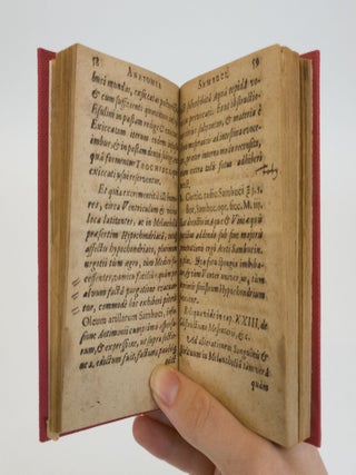 ANATOMIA SAMBUCI, QUAE NON SOLUM SAMBUCUM & HUJUSDEM MEDICAMENTA SINGULATIM DELINEAT, VERUM QUOQUE PLURIMORUM AFFECTUUM, EX UNA FERE SOLA SAMBUCO CURATIONES BREVES, RATIONIBUS, EXEMPLIS, HISTORIIS & MEDICAMENTIS SPECIFICIS NON PAUCIS ILLUSTRATAS SIMUL EXHIBET