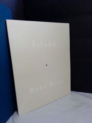 1365974 Roni Horn: Inner Geography (Island). Roni Horn
