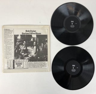1367654 BARBED WIRE BLUES DOUBLE LP. Bob Dylan