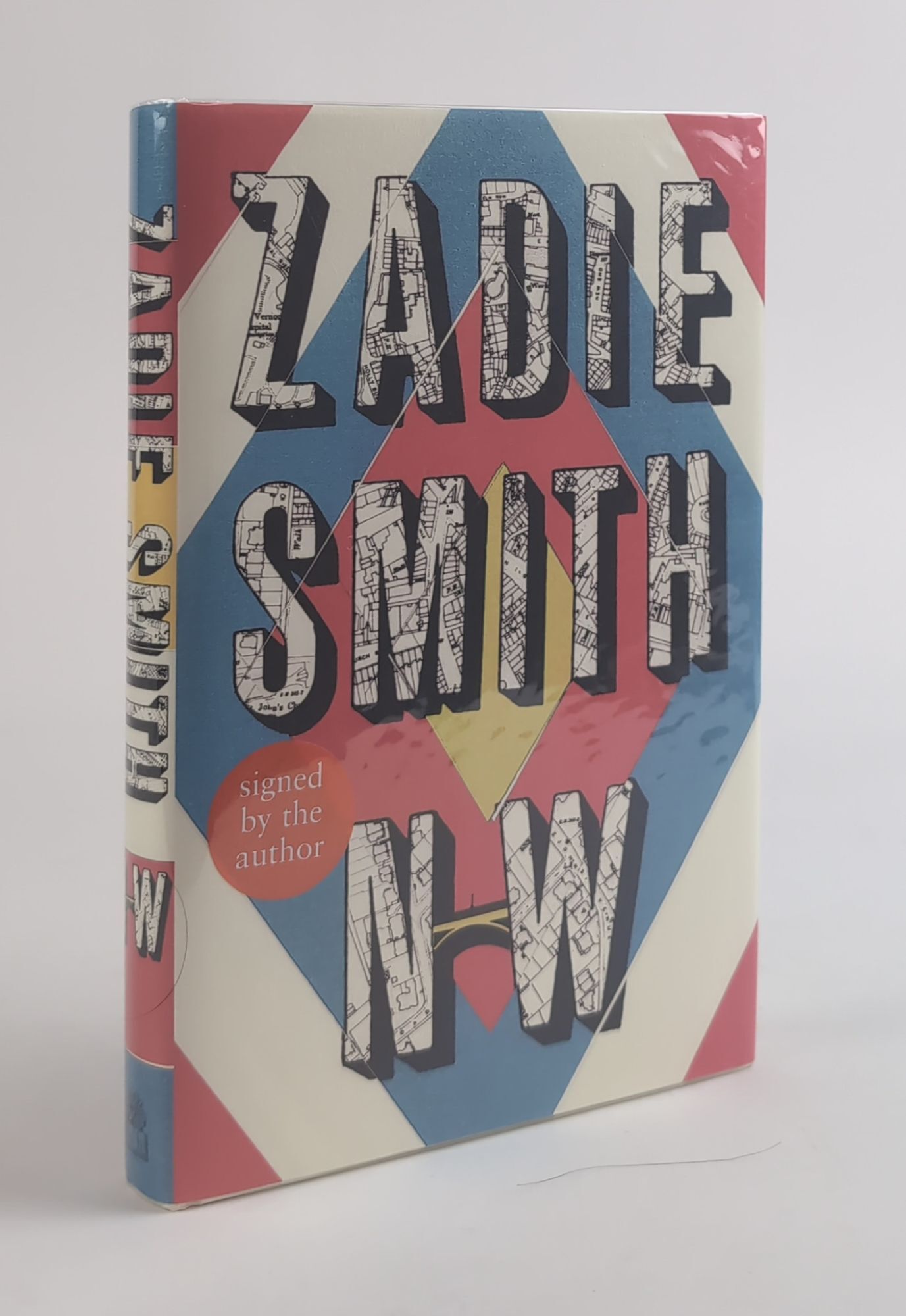 1382261 N W [Signed]. Zadie Smith.