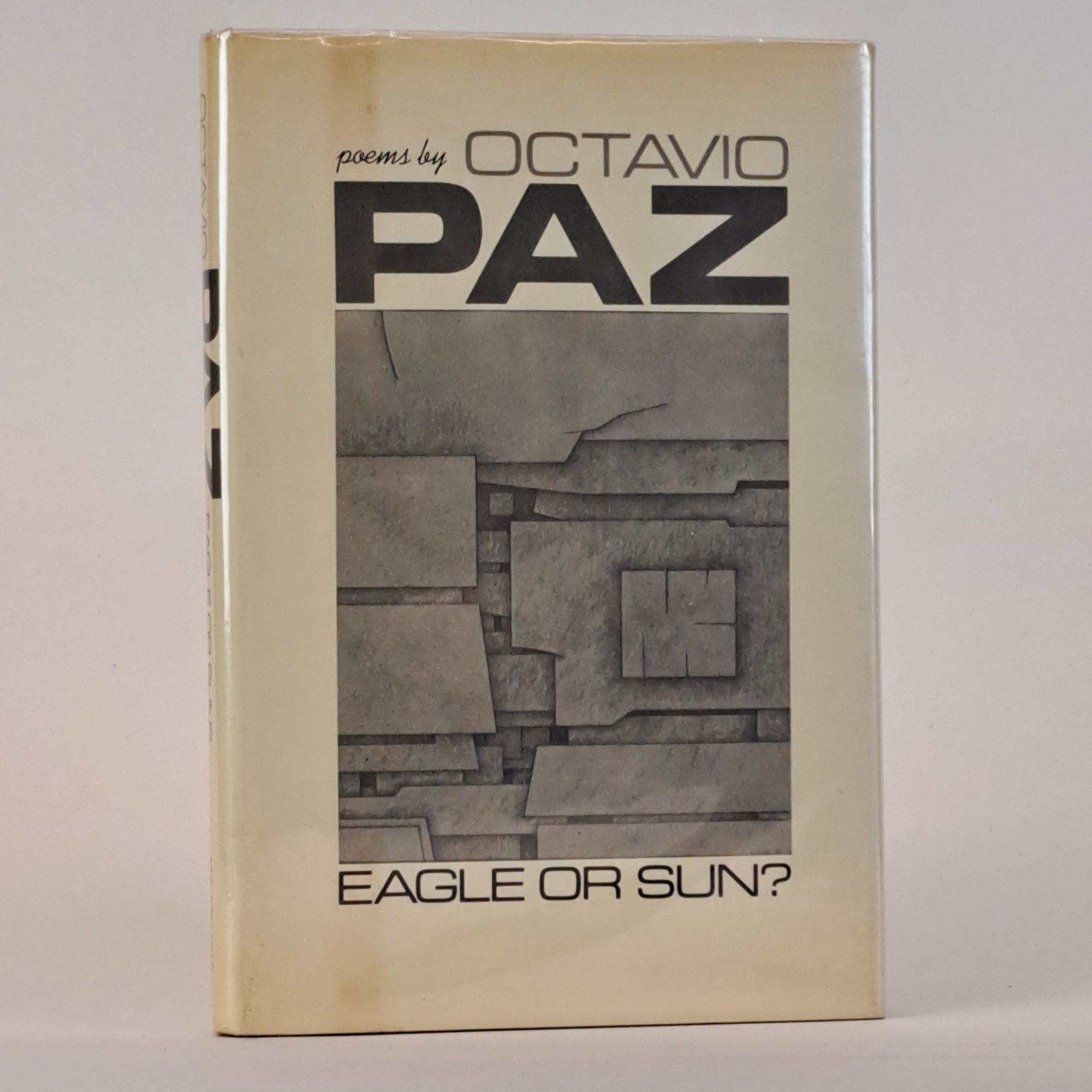 1392822 EAGLE OR SUN? [Signed]. Octavio Paz, Eliot Weinberger.