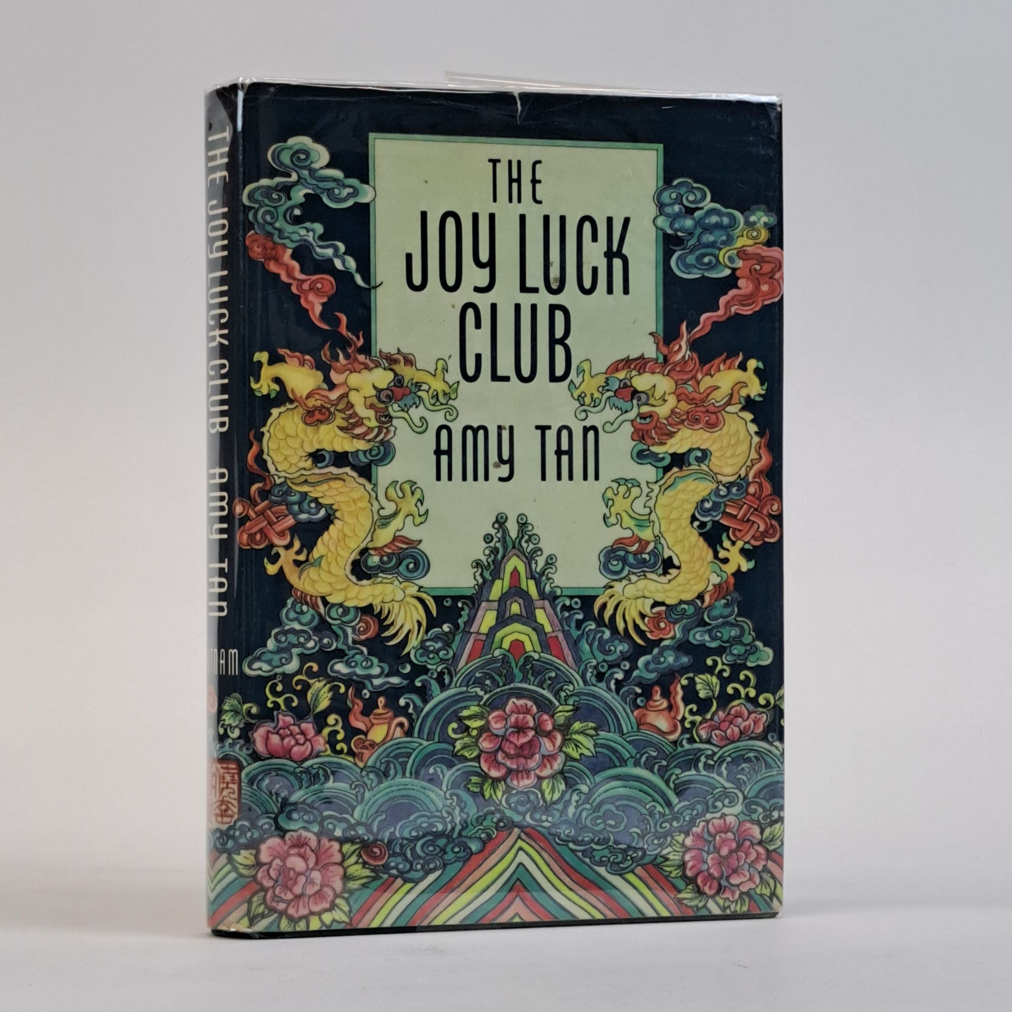 1393581 THE JOY LUCK CLUB [Signed]. Amy Tan.