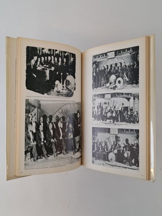 HARLEM ON MY MIND: CULTURAL CAPITAL OF BLACK AMERICA 1900-1968 [Signed]