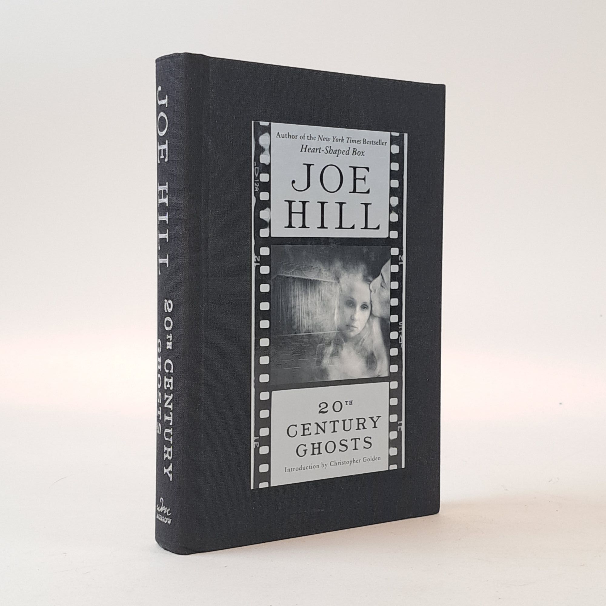 1398331 20TH CENTURY GHOSTS [Signed]. Joe Hill.