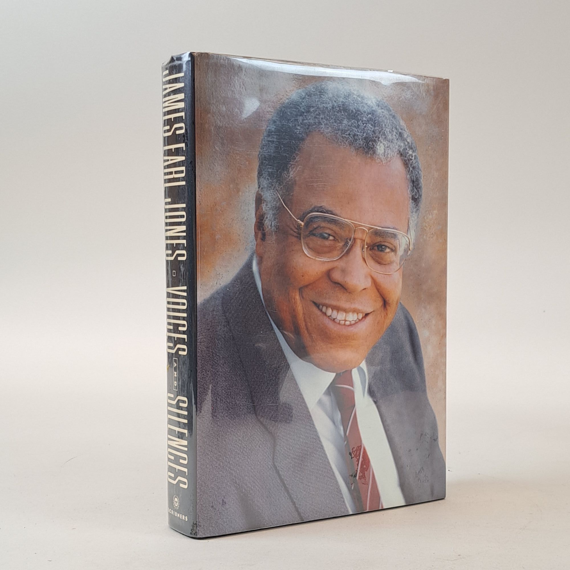 1400109 JAMES EARL JONES: VOICES AND SILENCES [Signed]. James Earl Jones, Penelope Niven.