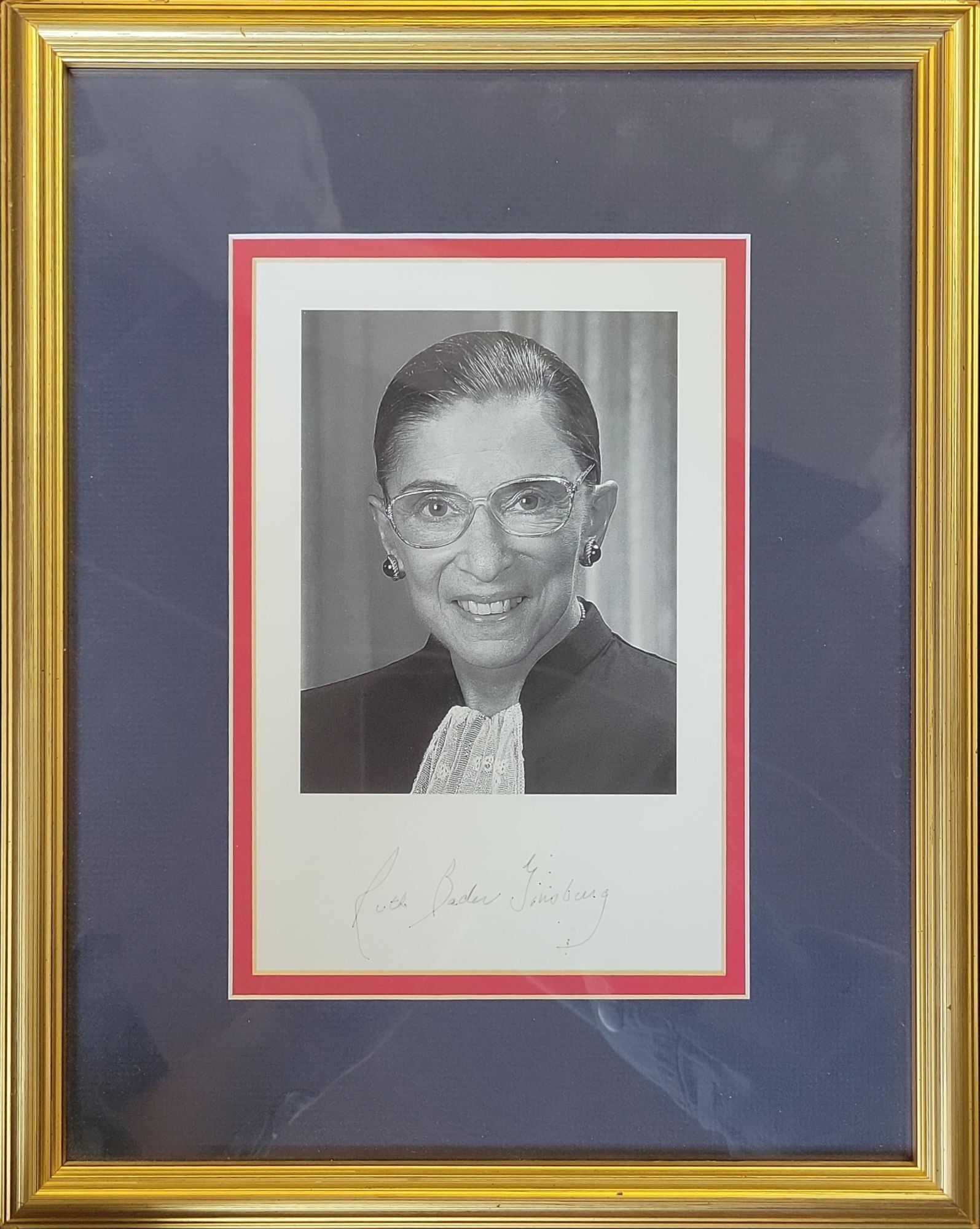 Signerad Rutho AUTOGRAPH WITH PHOTOGRAPH Signed | Ruth Bader Ginsburg