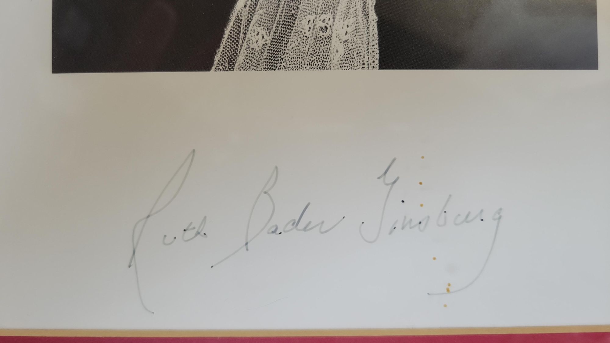 Signerad Rutho AUTOGRAPH WITH PHOTOGRAPH Signed | Ruth Bader Ginsburg