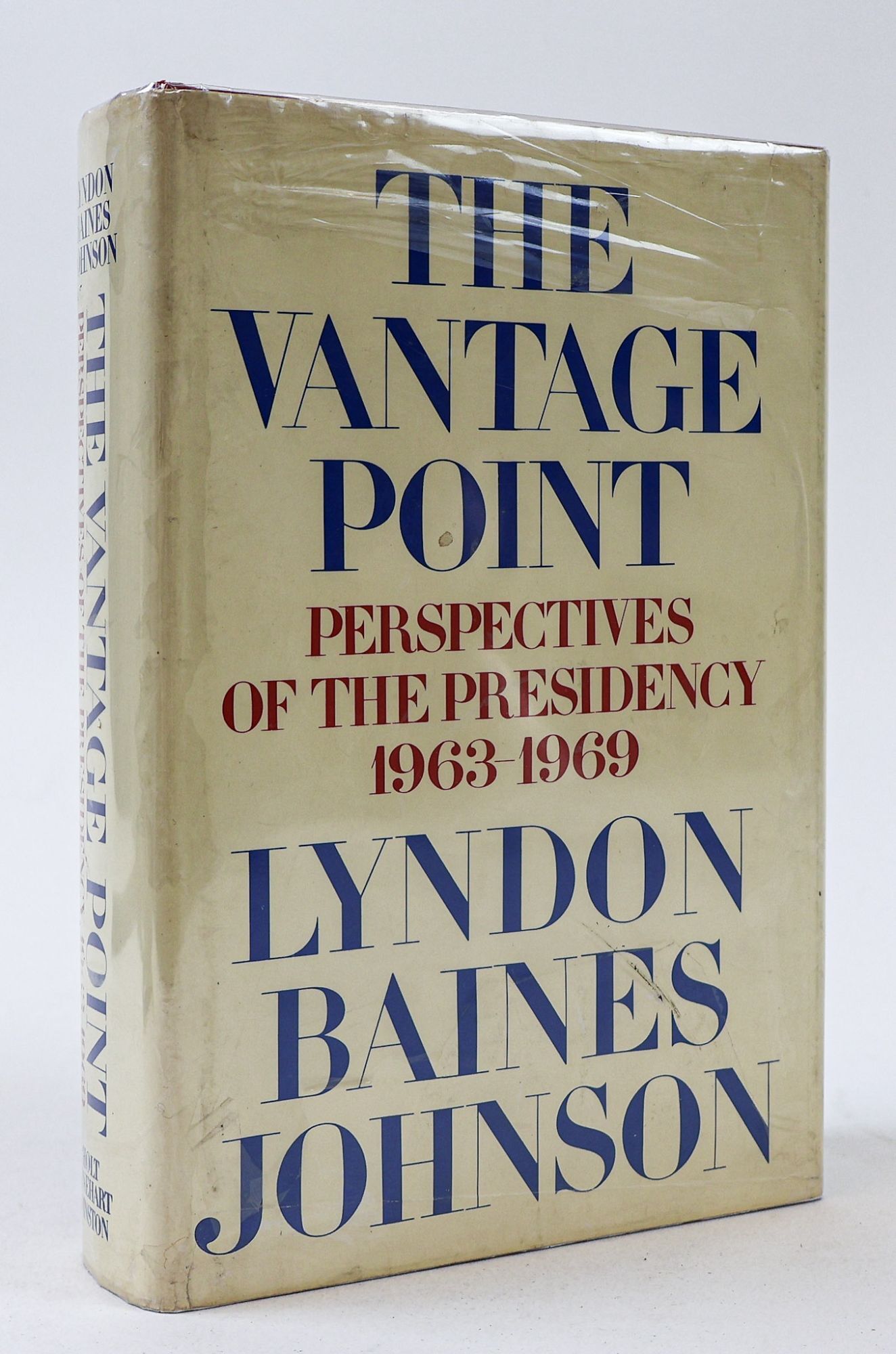 1404657 THE VANTAGE POINT: PERSPECTIVES OF THE PRESIDENCY 1963-1969 [Signed]. Lyndon Baines Johnson.
