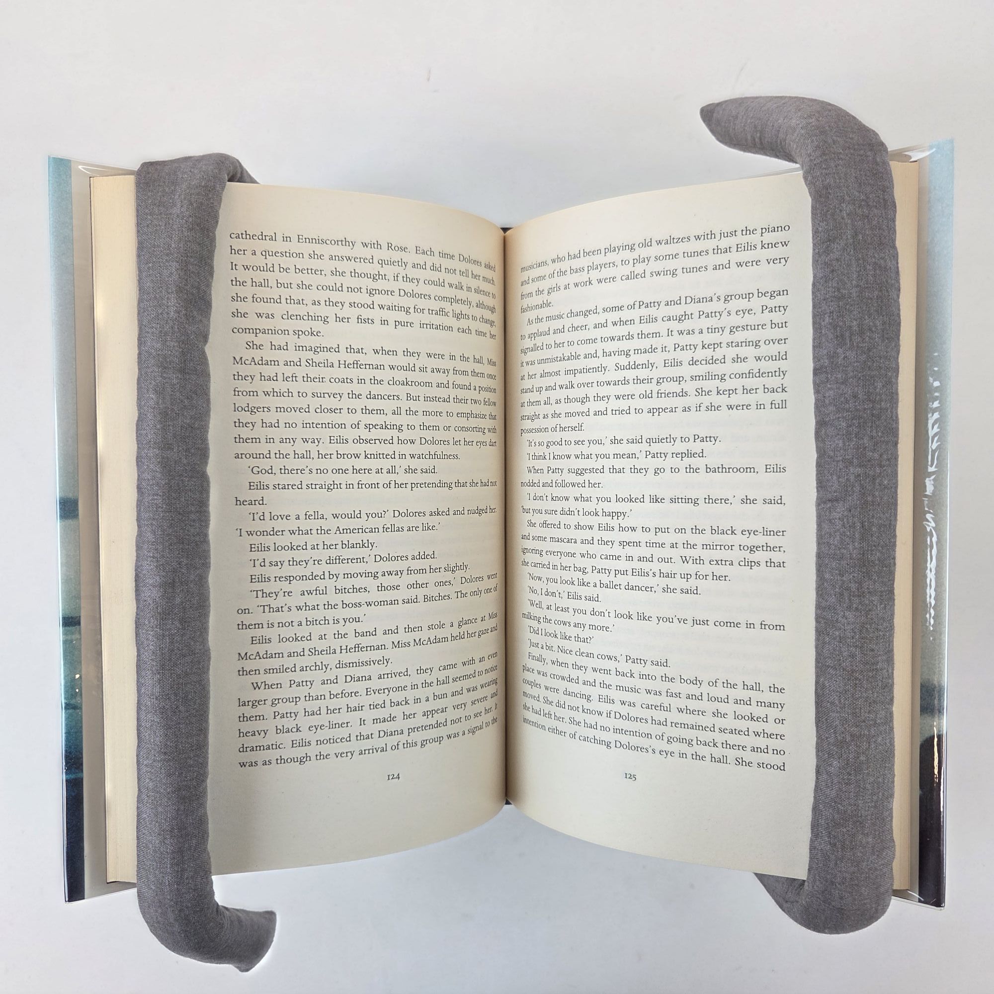 BROOKLYN Signed | Colm Tóibín | First Edition, First Printing