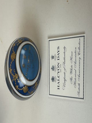 WHITE HOUSE 60th ANNIVERSARY HISTORICAL ASSOCIATION CHRISTMAS ORNAMENTS [Lot of two]