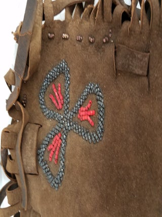 EARLY 1900s OJIBWE OR CHIPPEWA SUEDE BEADED PILLOW
