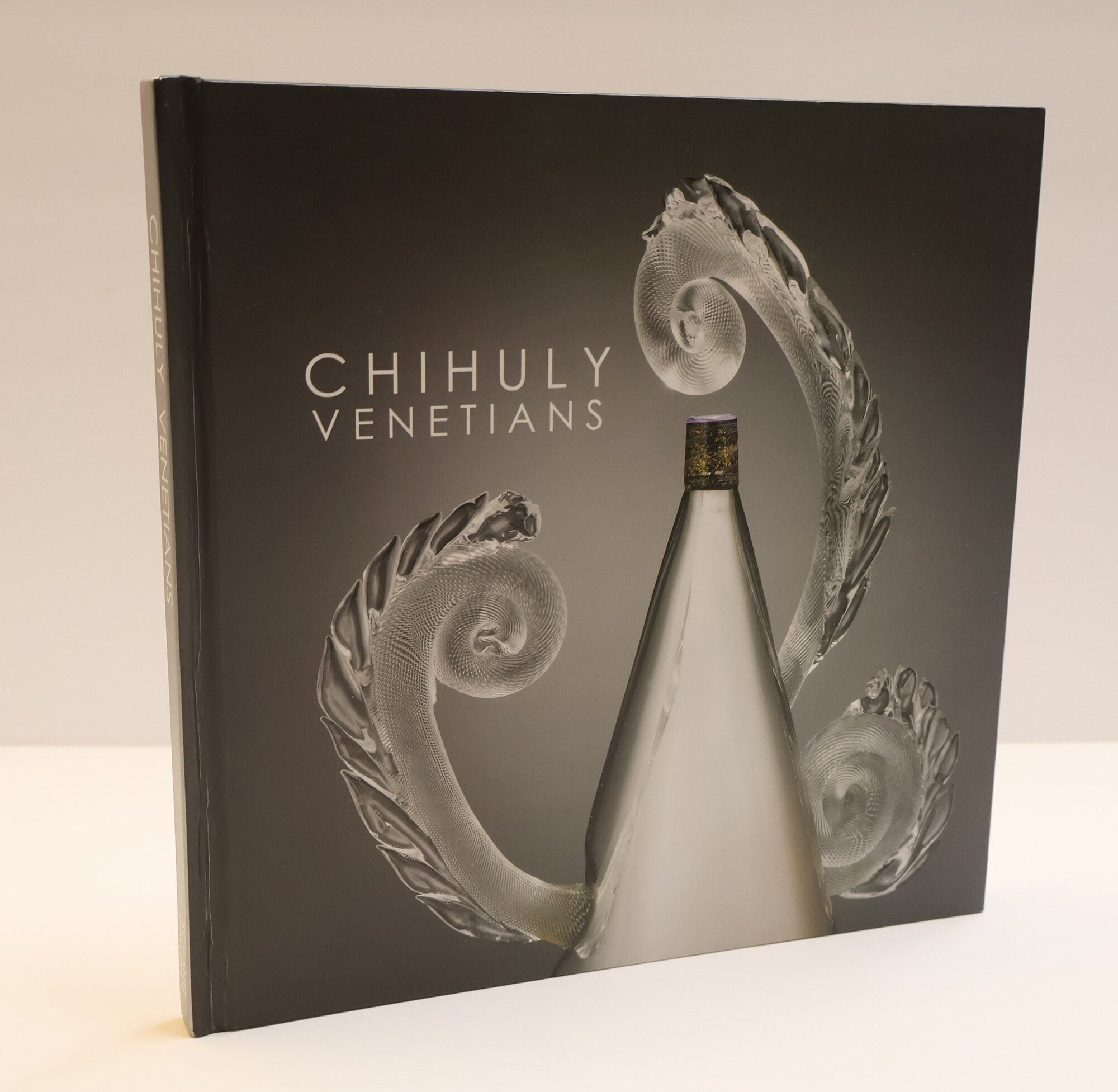 1409285 CHIHULY VENETIANS: A SILVER ANNIVERSARY CELEBRATION OF DALE CHIHULY'S VENETIAN SERIES, 1988-2013