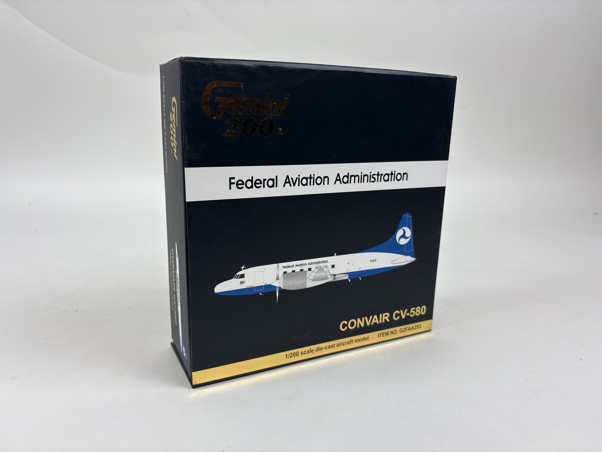 1412322 GEMINI 200 SERIES DIE-CAST FEDERAL AVIATION ADMINISTRATION CONVAIR CV-580 WITH ORIGINAL BOX (G2FAA253)
