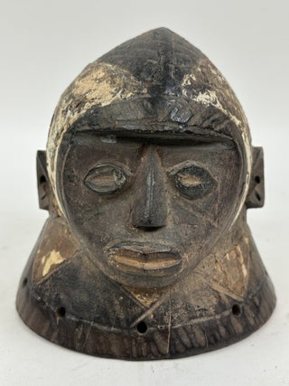1412405 EKET WOODEN HELMET MASK. NIGERIA