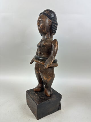 NIGERIAN PAINTED WOOD FEMALE FIGURE WITH MOVABLE ARMS