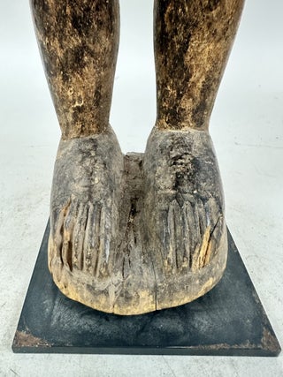 BAULE WOODEN MALE FIGURE HOLDING A BOWL, IVORY COAST