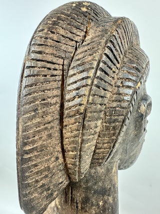 BAULE WOODEN MALE FIGURE HOLDING A BOWL, IVORY COAST