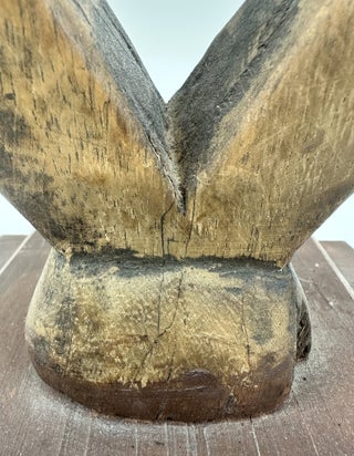 BAKOTA WOOD AND METAL STRIPS GUARDIAN FIGURE, GABON