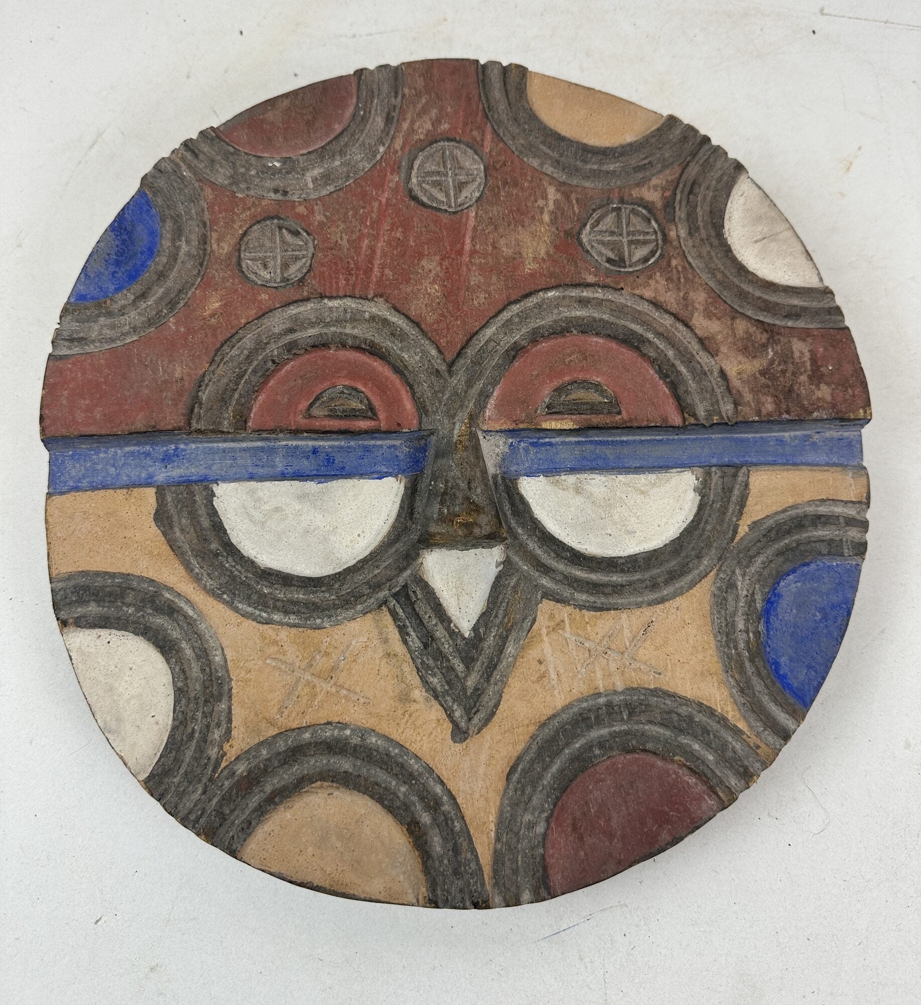1413968 SONGYE PAINTED WOODEN MASK, DEMOCRATIC REPUBLIC OF THE CONGO