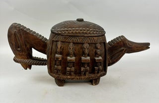 1413981 DOGON WOODEN RITUAL OFFERING VESSEL WITH LID, MALI