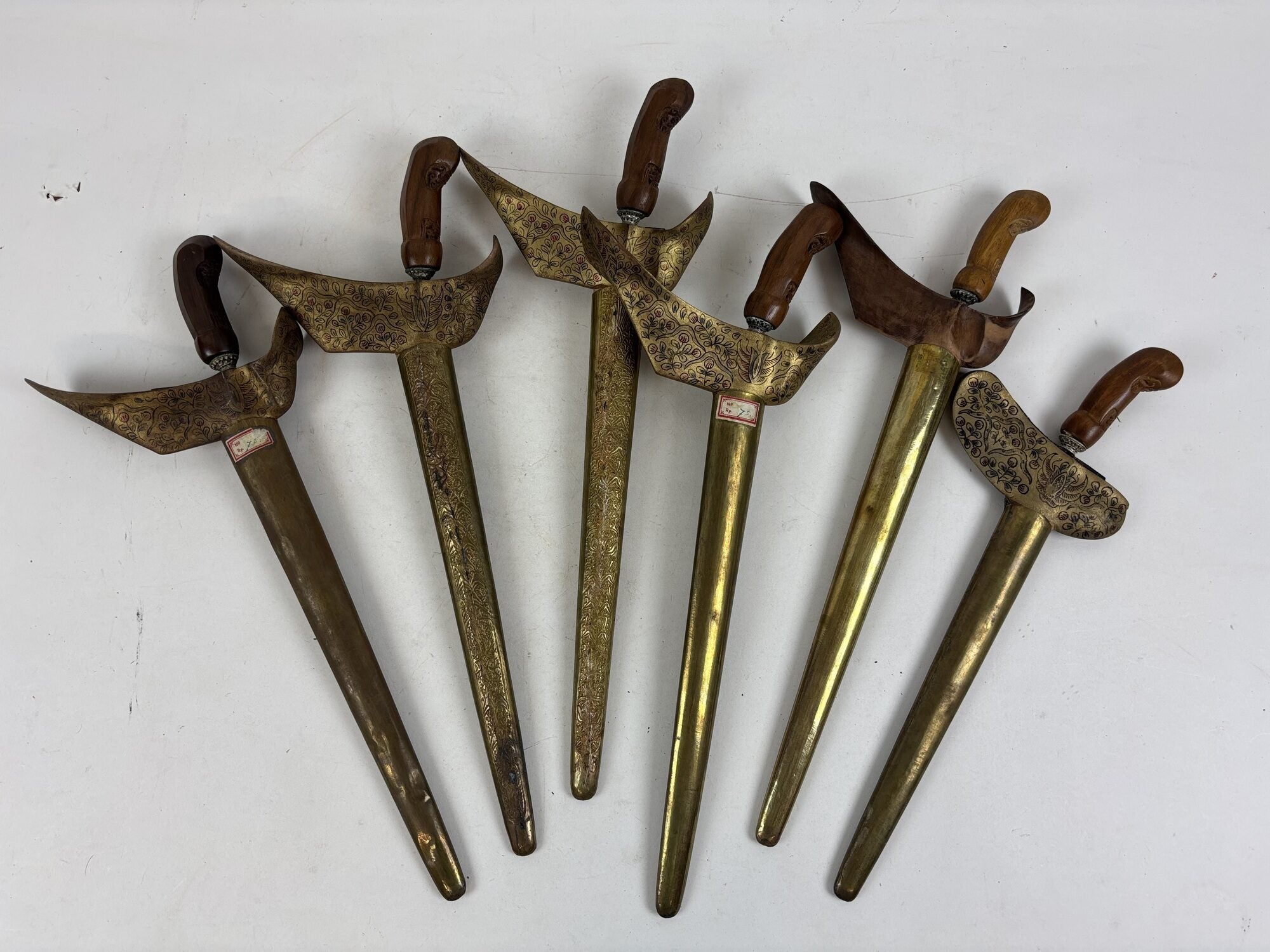 1414062 20th CENTURY INDO-PERSIAN CEREMONIAL KRIS DAGGER LOT