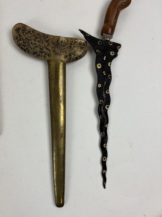 20th CENTURY INDO-PERSIAN CEREMONIAL KRIS DAGGER LOT