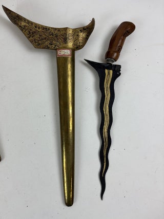 20th CENTURY INDO-PERSIAN CEREMONIAL KRIS DAGGER LOT