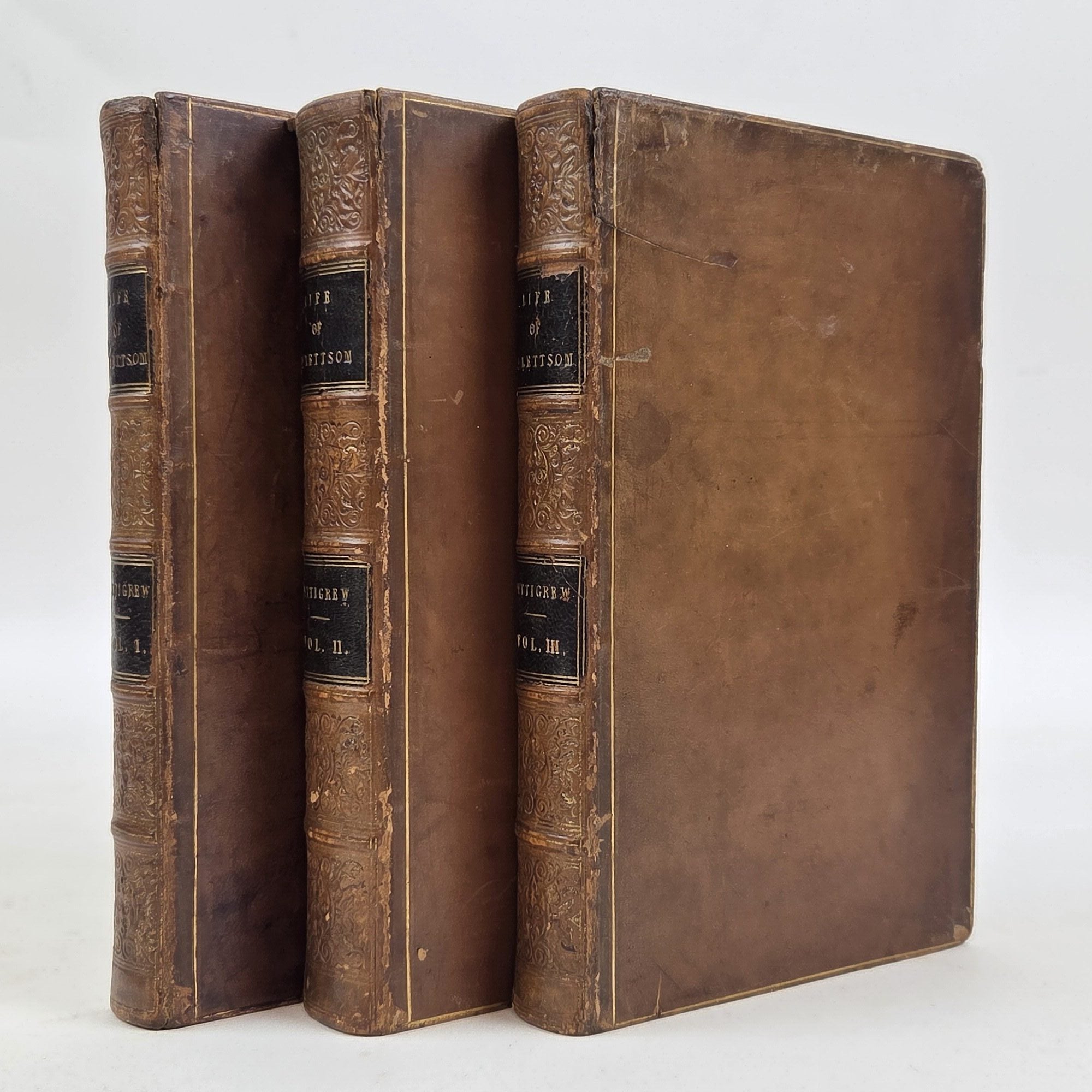 1414096 MEMOIRS OF THE LIFE AND WRITINGS OF THE LATE JOHN COAKLEY LETTSOM, WITH A SELECTION FROM HIS CORRESPONDENCE [3 Vol., Complete]. Thomas Joseph Pettigrew, John Coakley Lettsom.