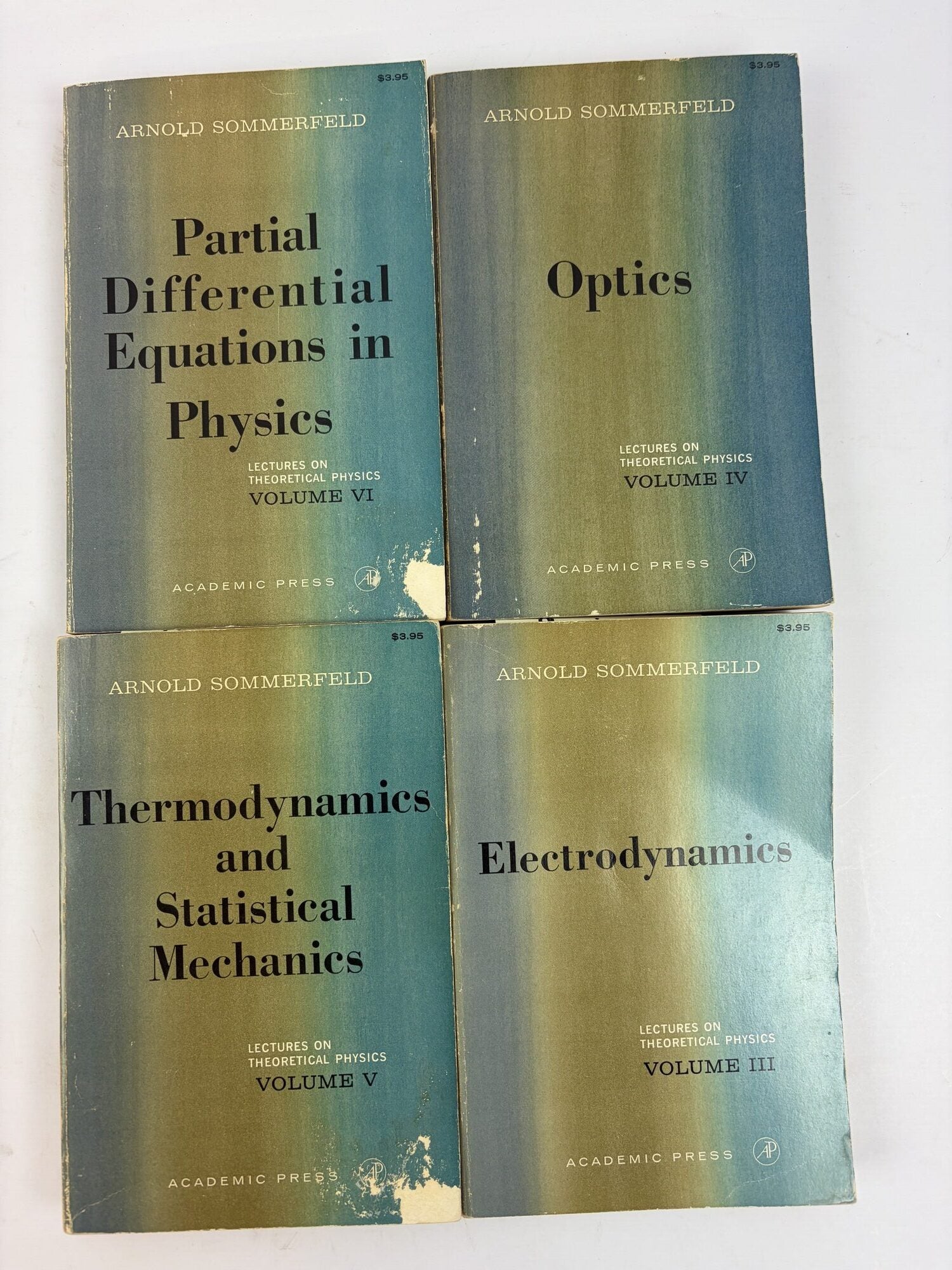 1415440 ELECTRODYNAMICS, OPTICS, THERMODYNAMICS AND STATISTICAL MECHANICS AND PARTIAL DIFFERENTIAL EQUATIONS IN PHYSICS [FOUR VOLUMES]. Arnold Sommerfeld.
