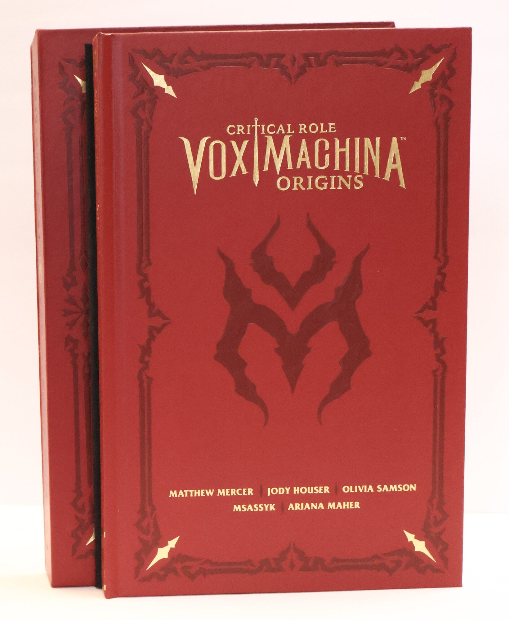 1416139 CRITICAL ROLE: VOX MACHINA ORIGINS. Matthew Mercer, Jody Houser, Olivia Samson, Msassyk, Ariana Maher.
