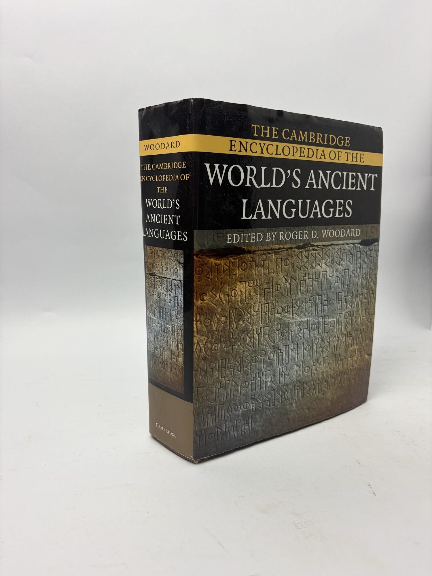 1417347 THE CAMBRIDGE ENCYCLOPEDIA OF THE WORLD'S ANCIENT LANGUAGES. Roger D. Woodard.